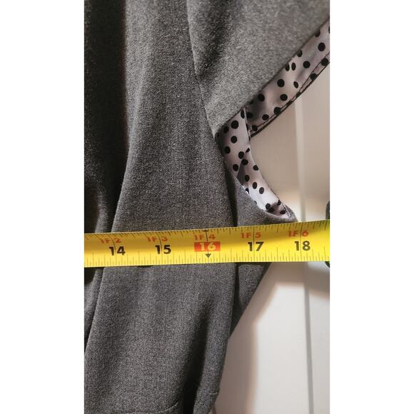 Sandra Darren Knee Length Dress Career Gray Size 10 Workwear Belted V Neck - Picture 6 of 8